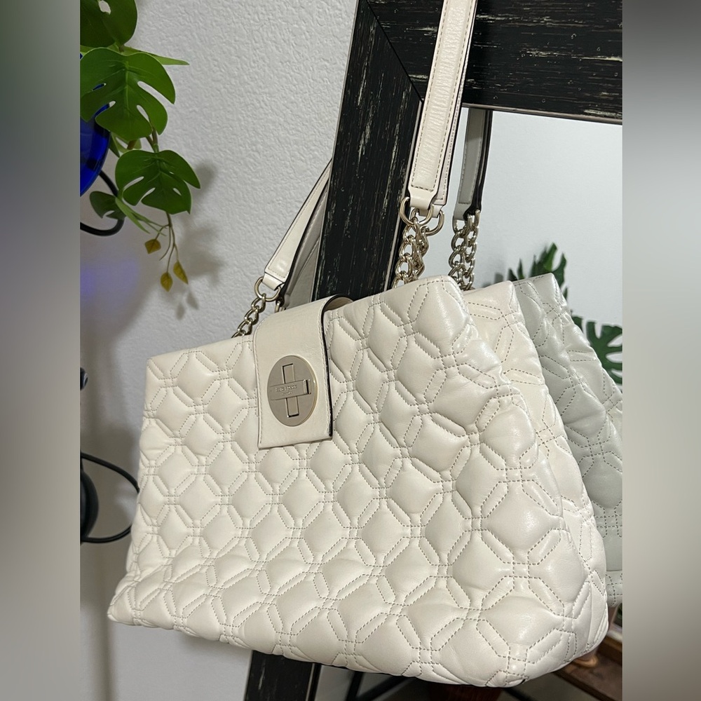 KATE SPADE White & Gold Chain Shoulder Bag